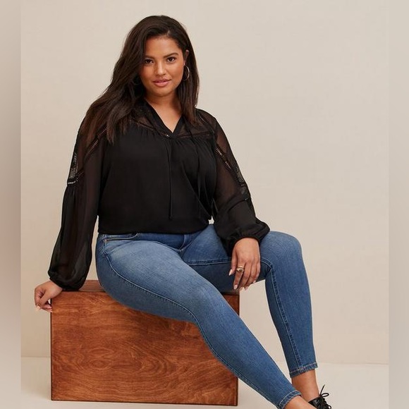 Torrid Crinkle Chiffon Embroidered Peasant Top - Picture 4 of 11